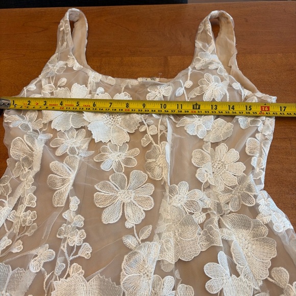 Petal & Pup White Floral Lace Dress - Picture 6 of 10